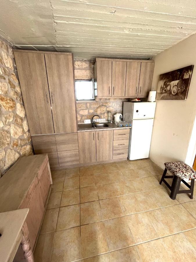 Katerina'S Rest Stone Ηouse Villa Khárakas Exterior photo